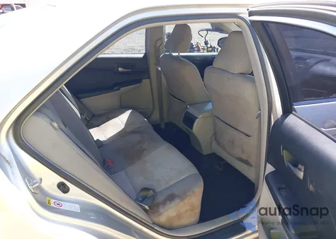 2012 Toyota Camry Le z USA, uszkodzony, nr VIN 4T1BF1FK1CU127404